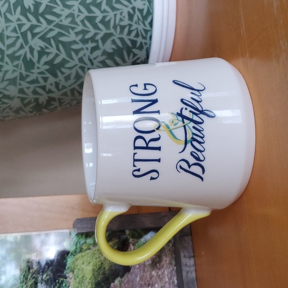 Strong & Beautiful Mug - Picture 3 of 7
